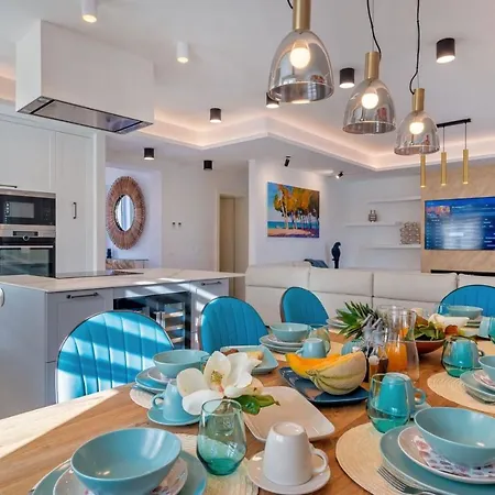 Villa Luxury Sunny Side With Private Pool Sumartin