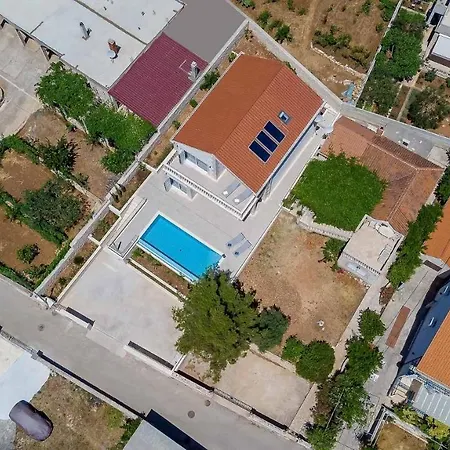 Villa Luxury Sunny Side With Private Pool