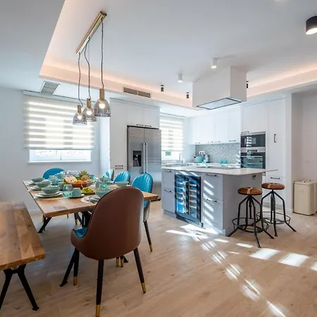 Luxury Sunny Side With Private Pool *