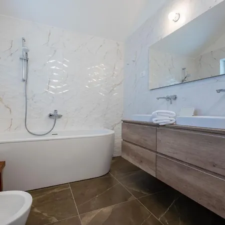 فيلة Luxury Sunny Side With Private Pool سومارتين