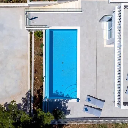 Luxury Sunny Side With Private Pool