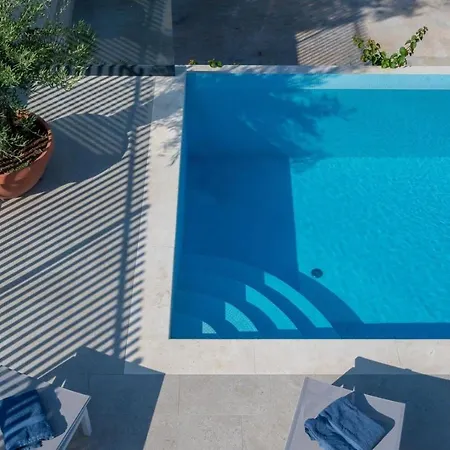 Luxury Sunny Side With Private Pool فيلة